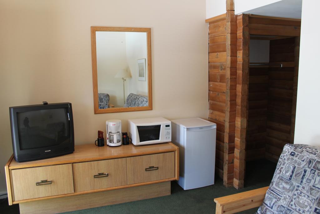 Riverview Lodge Уасага Бийч Стая снимка
